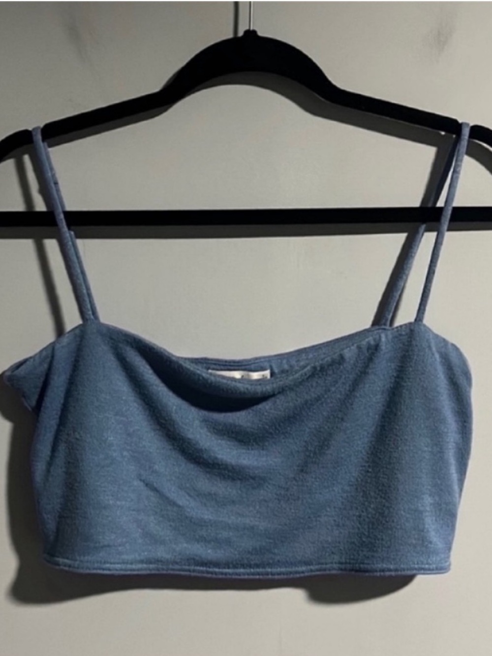 Aritzia Wilfred Free Crop Top